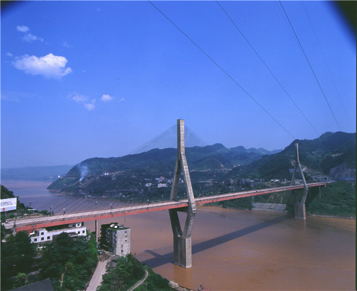 重庆涪陵长江大桥